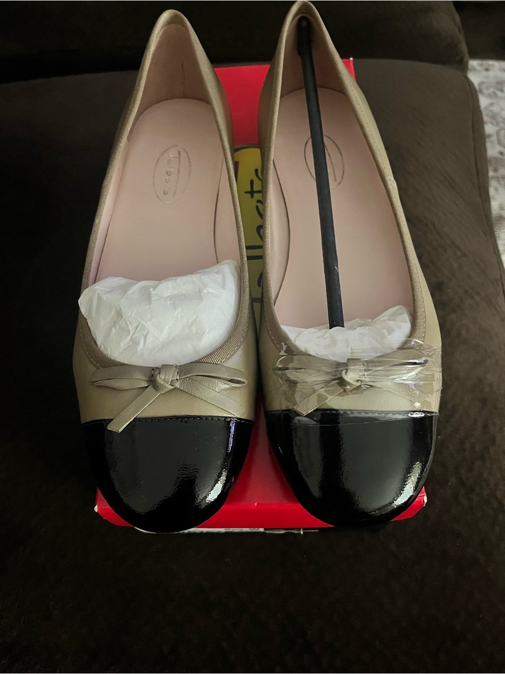 Talbots Barrie Flats 8.5W